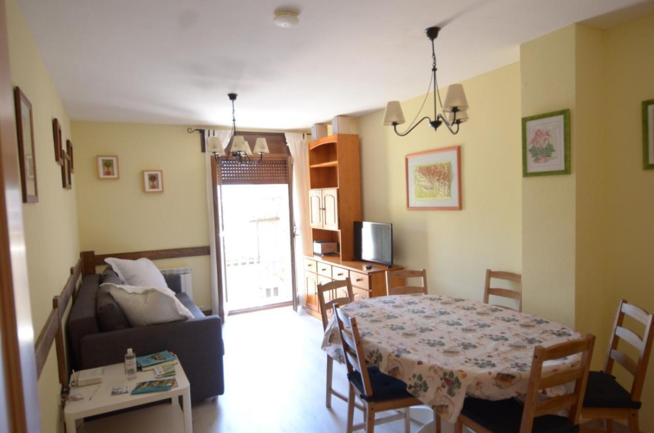 비에스카스 Apartamento Pena Erata 아파트 외부 사진